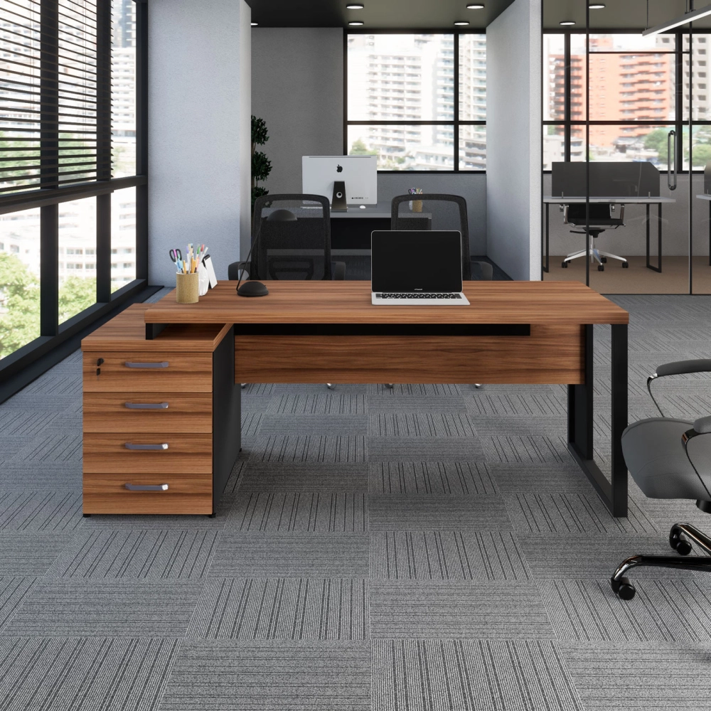 Mesa Diretor Escritório 150cm a 172cm 4 Gavetas Pé Metal F5 Cor:Nogal com Preto
